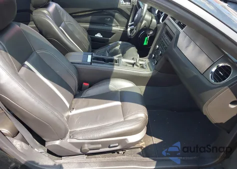 2010 Ford Mustang Gt/Gt Premium z USA, uszkodzony, nr VIN 1ZVBP8CH9A5169195